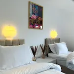 Luxurious 3Bed House With Spa Bath & Garden